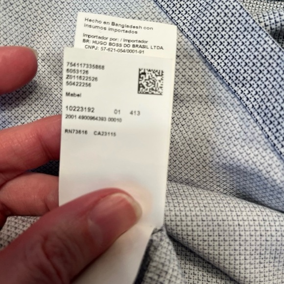 Hugo Boss Sharp Fit Long Sleeve Button Down Blue Size 16 1/2 - 34/35 - Picture 9 of 11